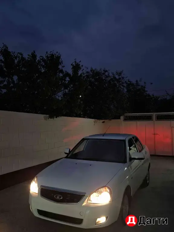 LADA (ВАЗ) Priora, 2011 года