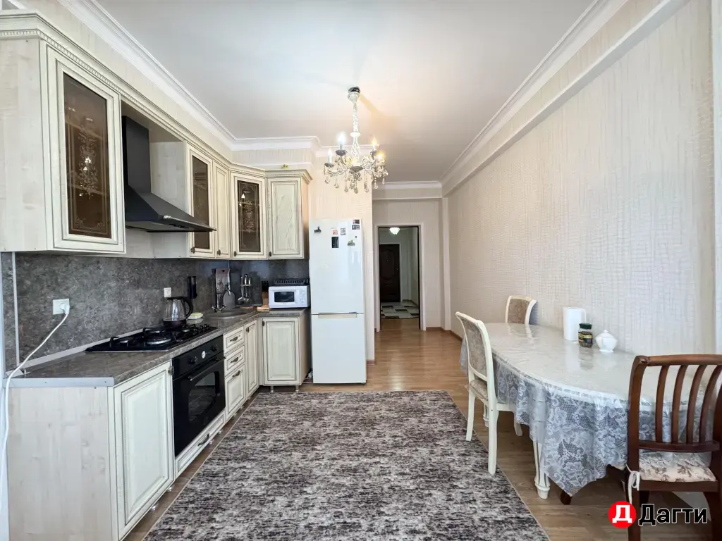 Продается 3-х комнатная квартира