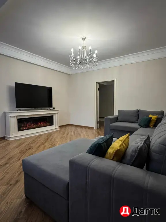 Квартира, 3 комнаты, 106 м², Агент