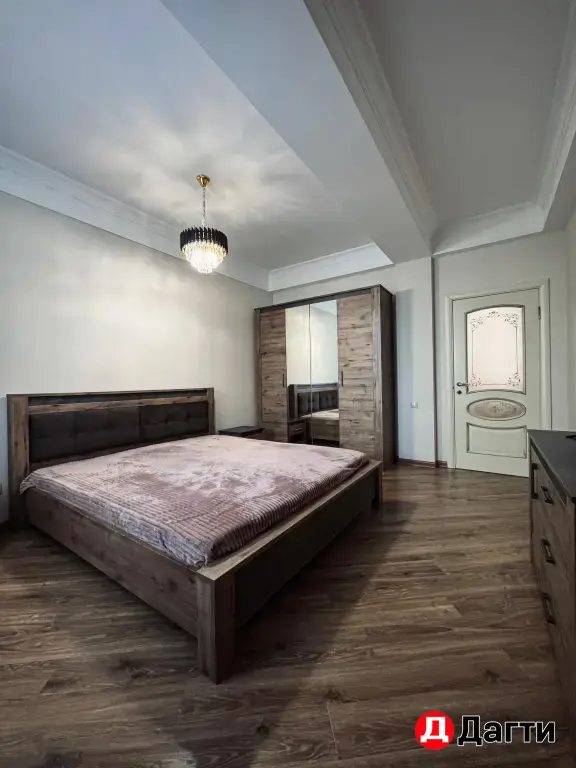 Квартира, 3 комнаты, 106 м², Агент