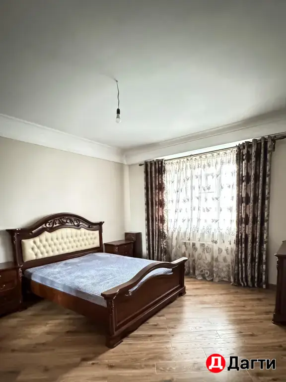 Квартира, 3 комнаты, 106 м², Агент