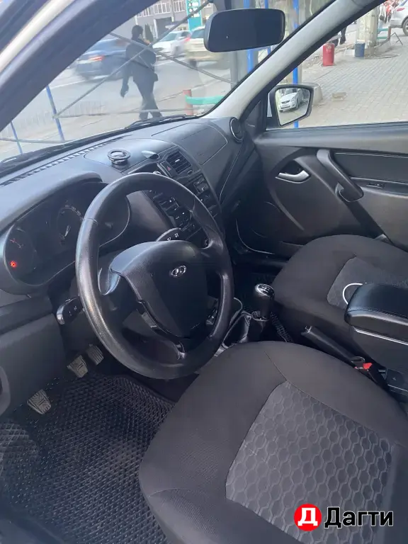 LADA (ВАЗ) Granta, 2019 года