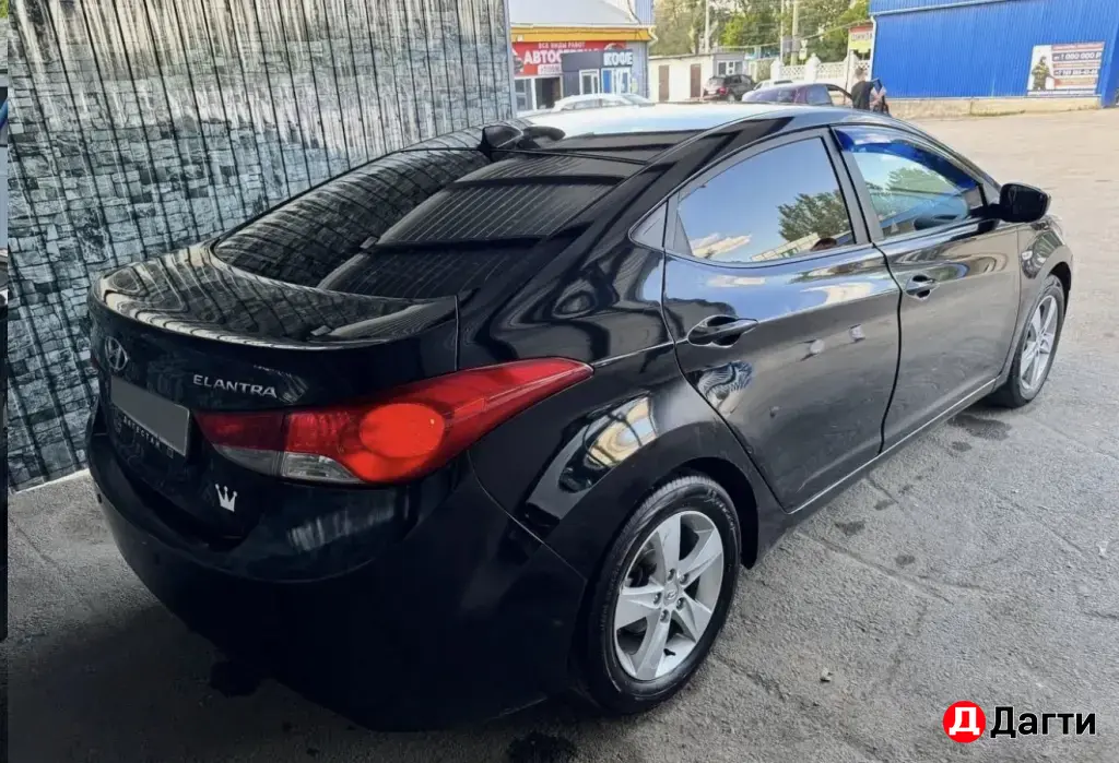 Hyundai Elantra, 2011 года