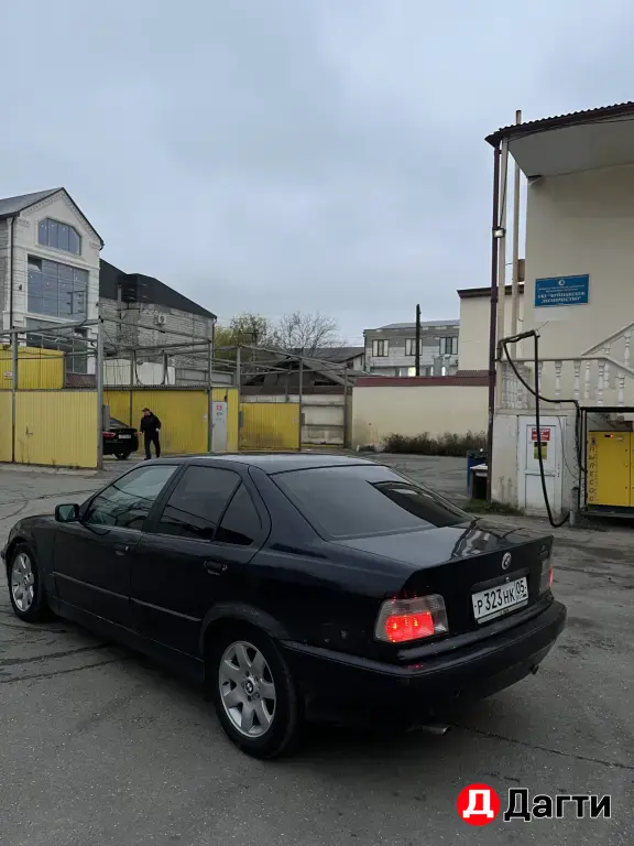 BMW 3 серии, 1993 года