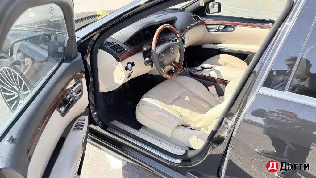 Mercedes-Benz S-Класс, 2009 года