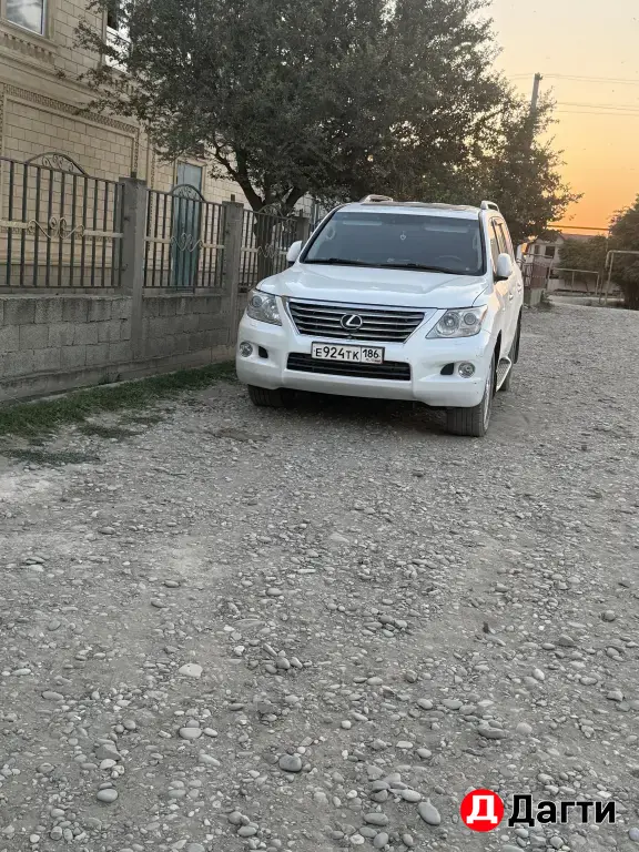 Lexus LX, 2010 года