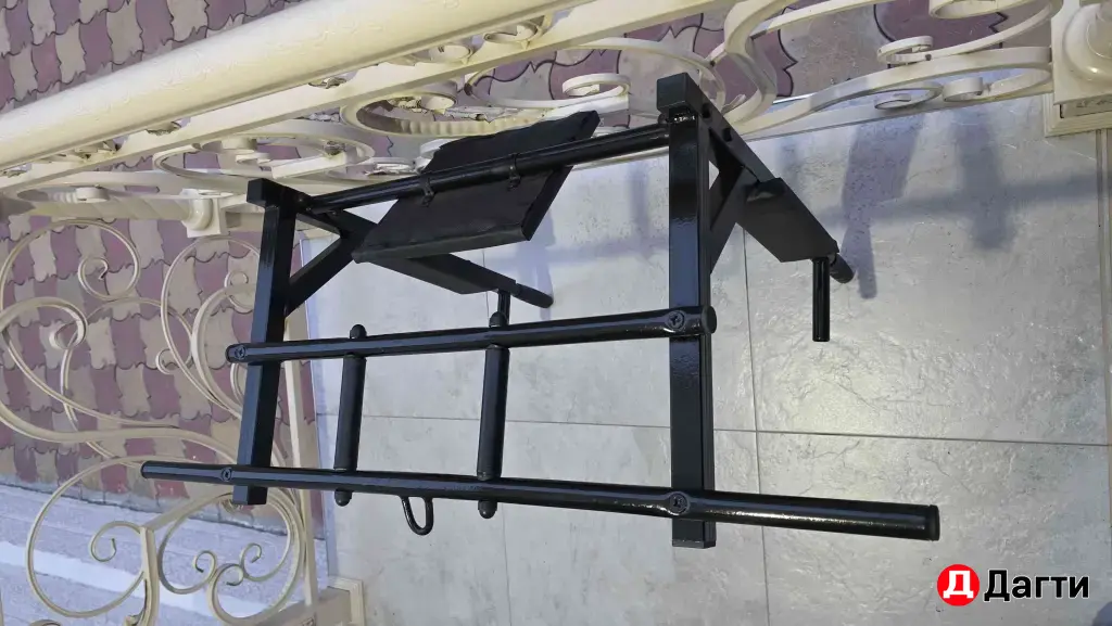 Настенный турник