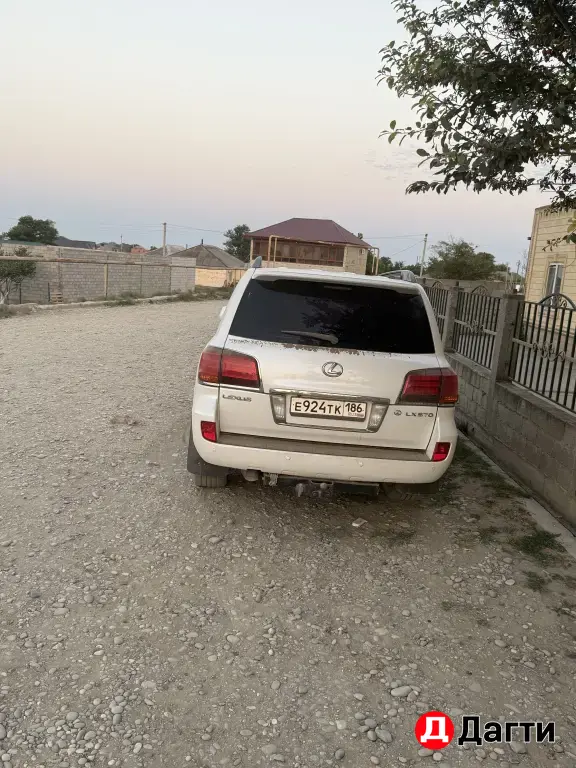 Lexus LX, 2010 года