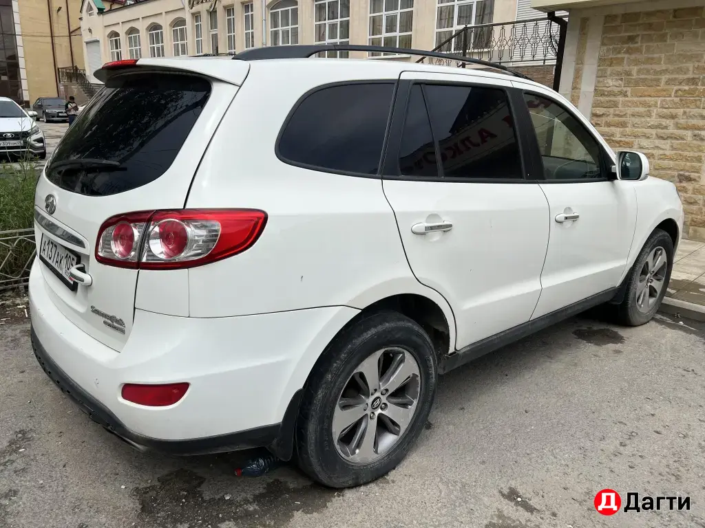 Hyundai Santa Fe, 2011 года