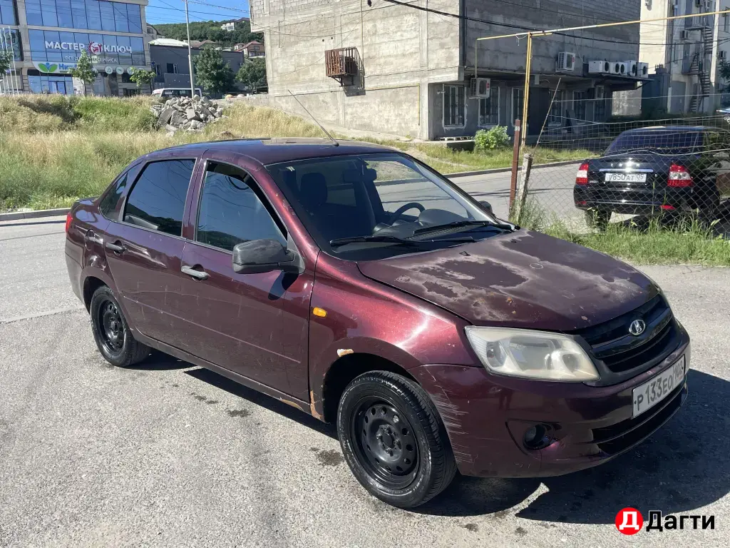 LADA (ВАЗ) Granta, 2013 года