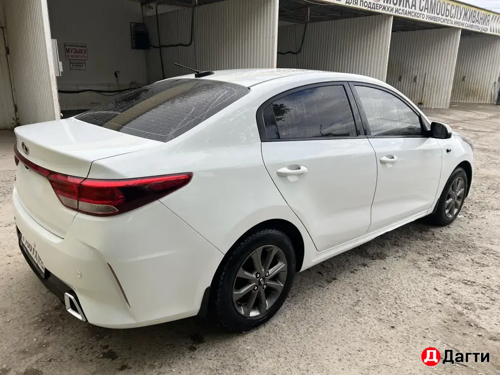 Kia Rio, 2017 года