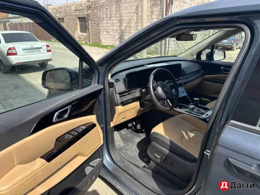 Kia Carnival, 2022 года
