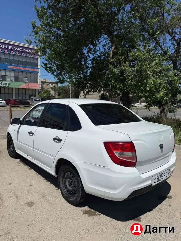 LADA (ВАЗ) Granta, 2012 года