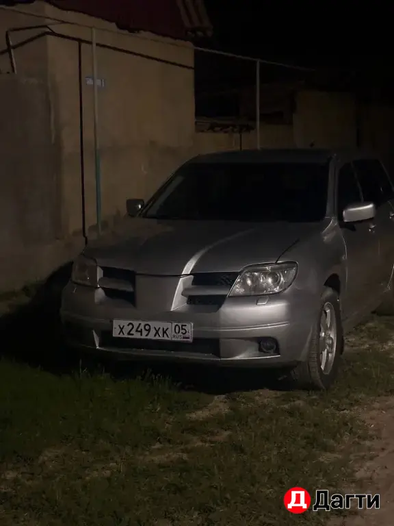 Mitsubishi Outlander, 2004 года