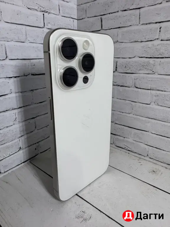 iPhone 15 Pro 256GB White.
