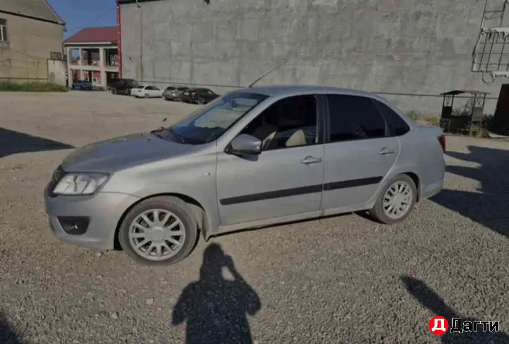 LADA (ВАЗ) Granta, 2013 года