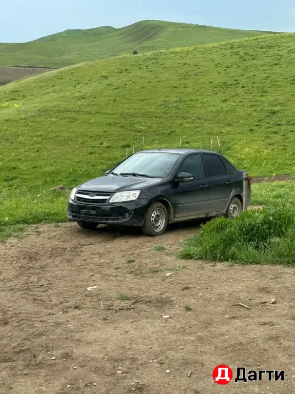 LADA (ВАЗ) Granta, 2013 года