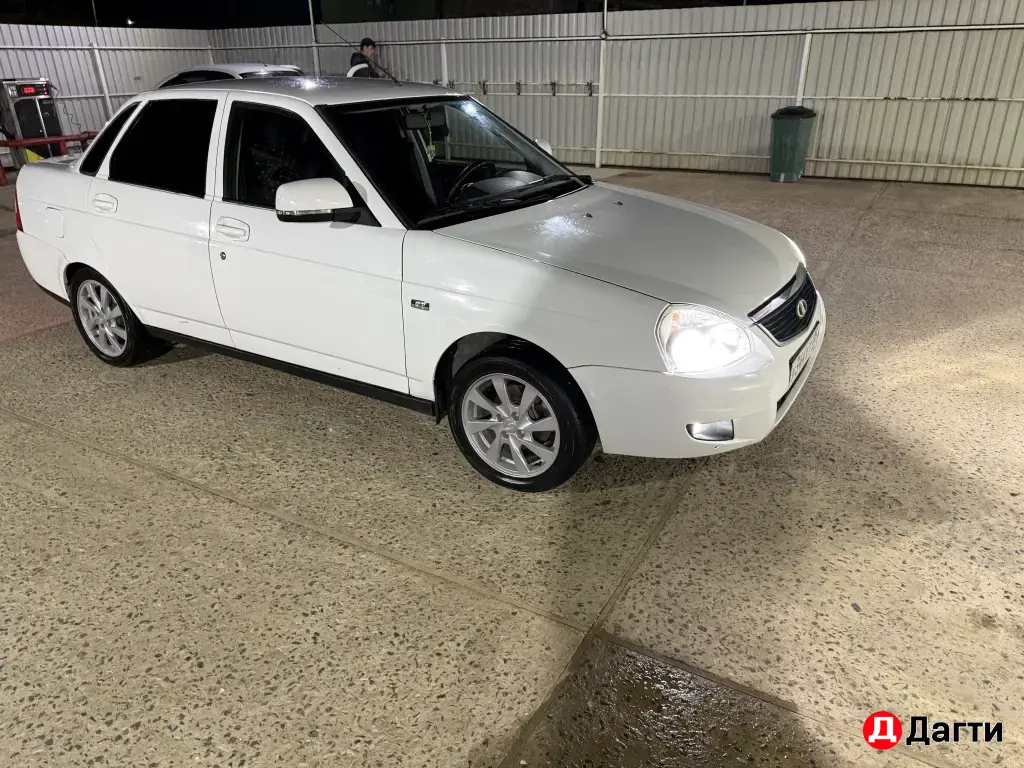LADA (ВАЗ) Priora, 2015 года