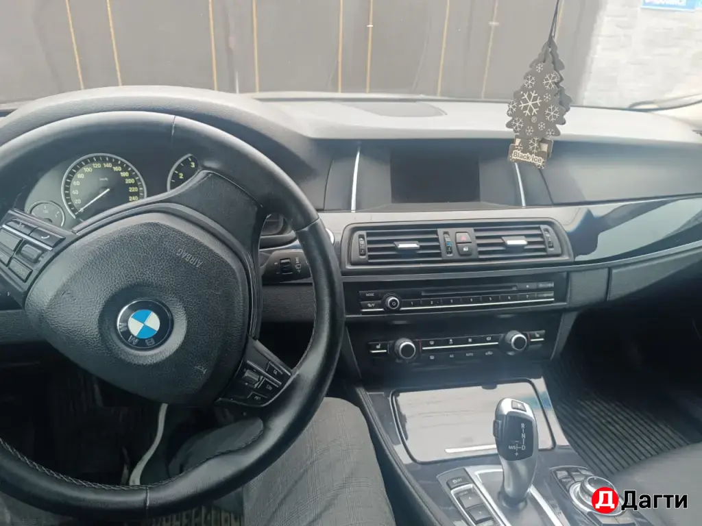 BMW 5 серии, 2015 года