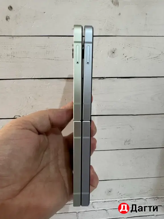 Samsung Galaxy Z Flip 6 256GB Green.