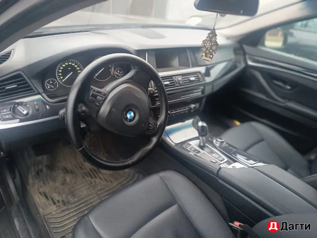 BMW 5 серии, 2015 года