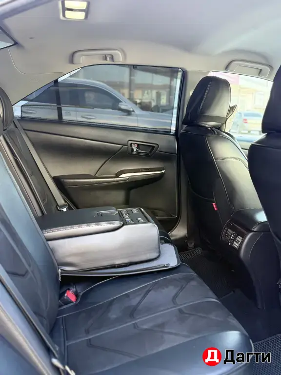 Toyota Camry, 2016 года