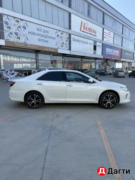 Toyota Camry, 2016 года