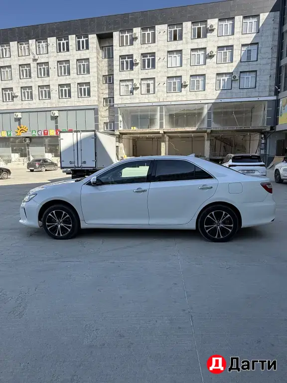 Toyota Camry, 2016 года