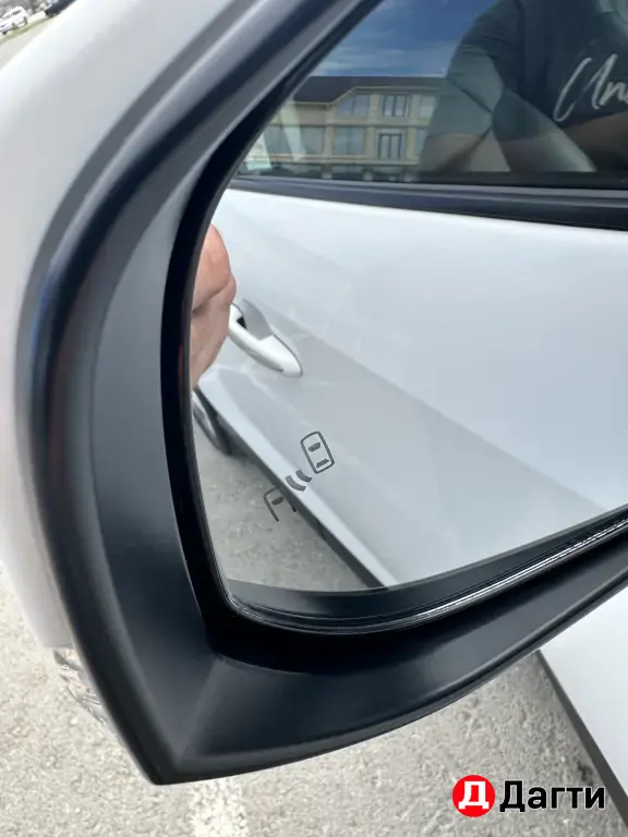 Toyota RAV4, 2020 года
