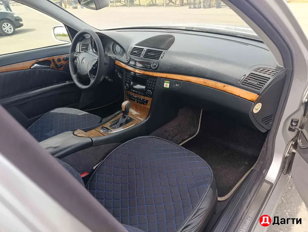 Mercedes-Benz E-Класс, 2003 года