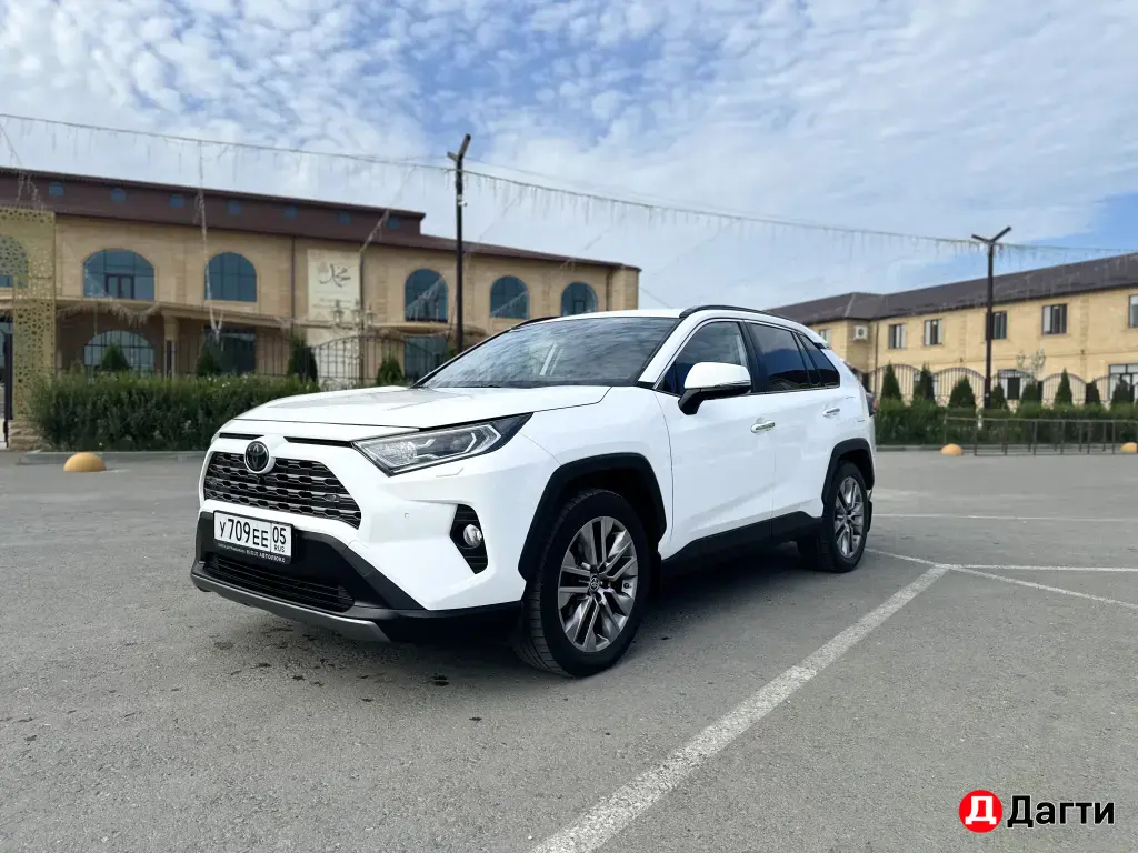 Toyota RAV4, 2020 года