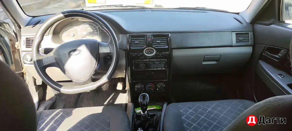 LADA (ВАЗ) Priora, 2011 года