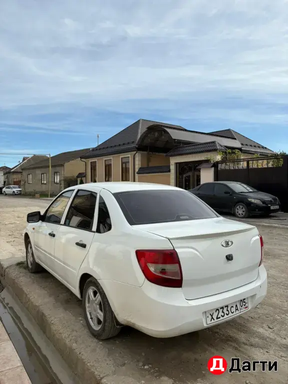 LADA (ВАЗ) Granta, 2012 года