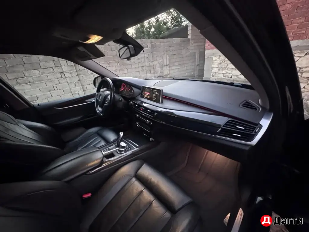 BMW X5, 2014 года