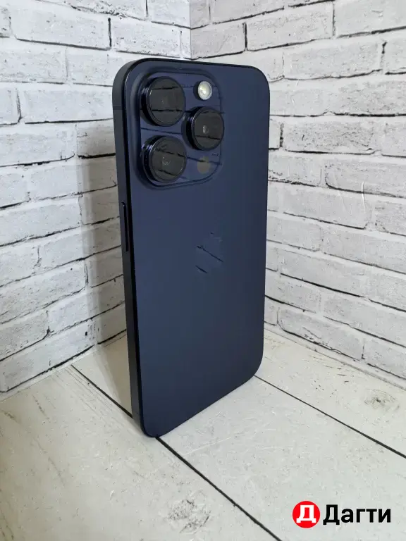 iPhone 15 Pro 512GB Blue.