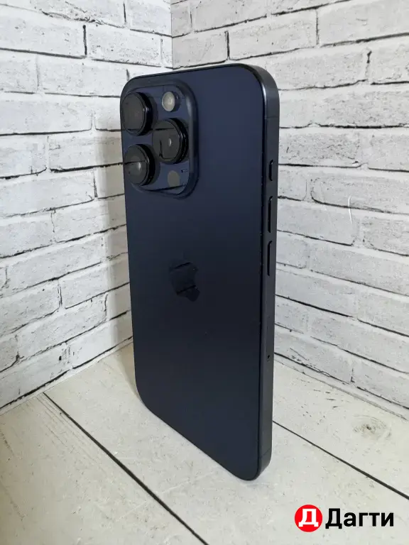 iPhone 15 Pro 512GB Blue.