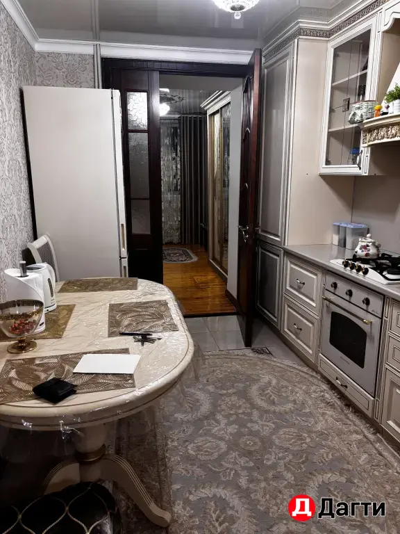 сдается 3 комн квартира