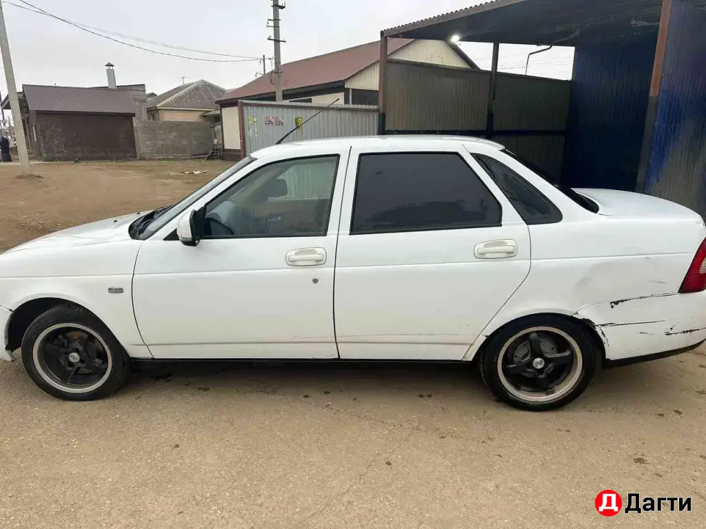 LADA (ВАЗ) Priora, 2012 года