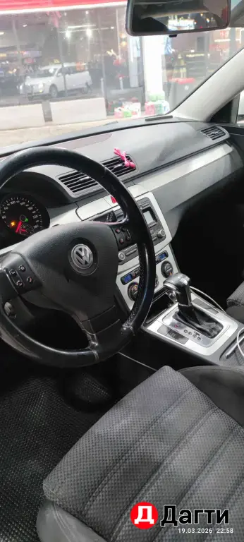 Volkswagen Passat, 2009 года
