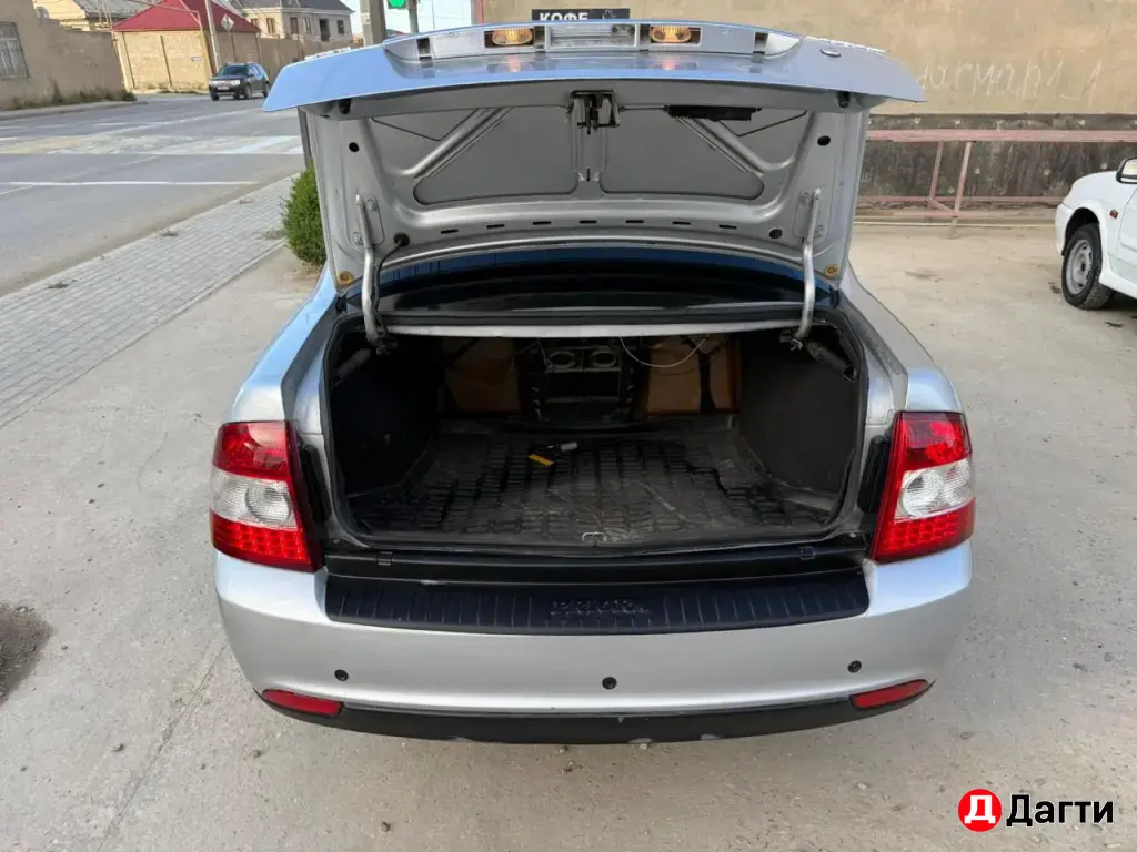 LADA (ВАЗ) Priora, 2012 года