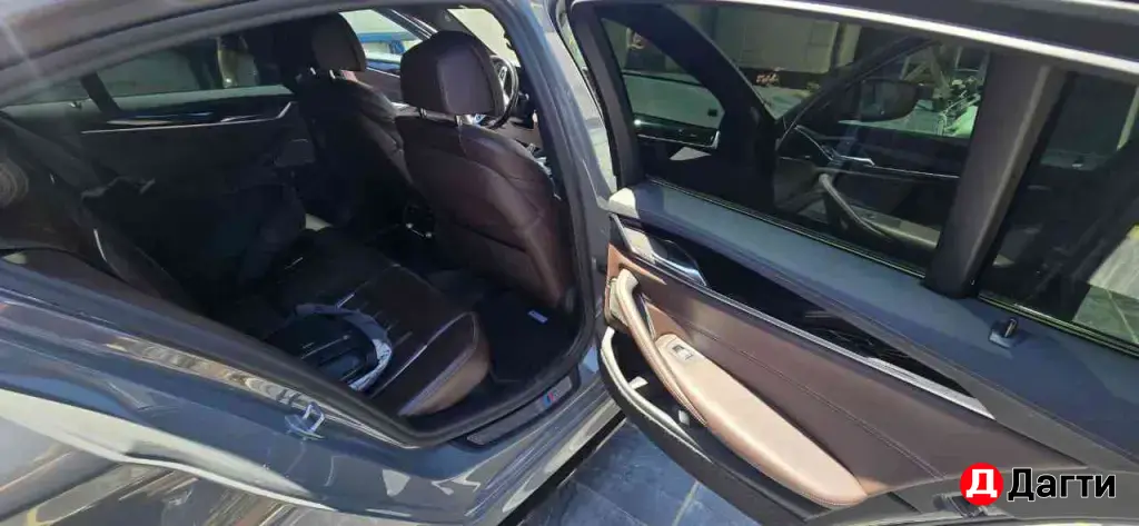 BMW 5 серии, 2021 года