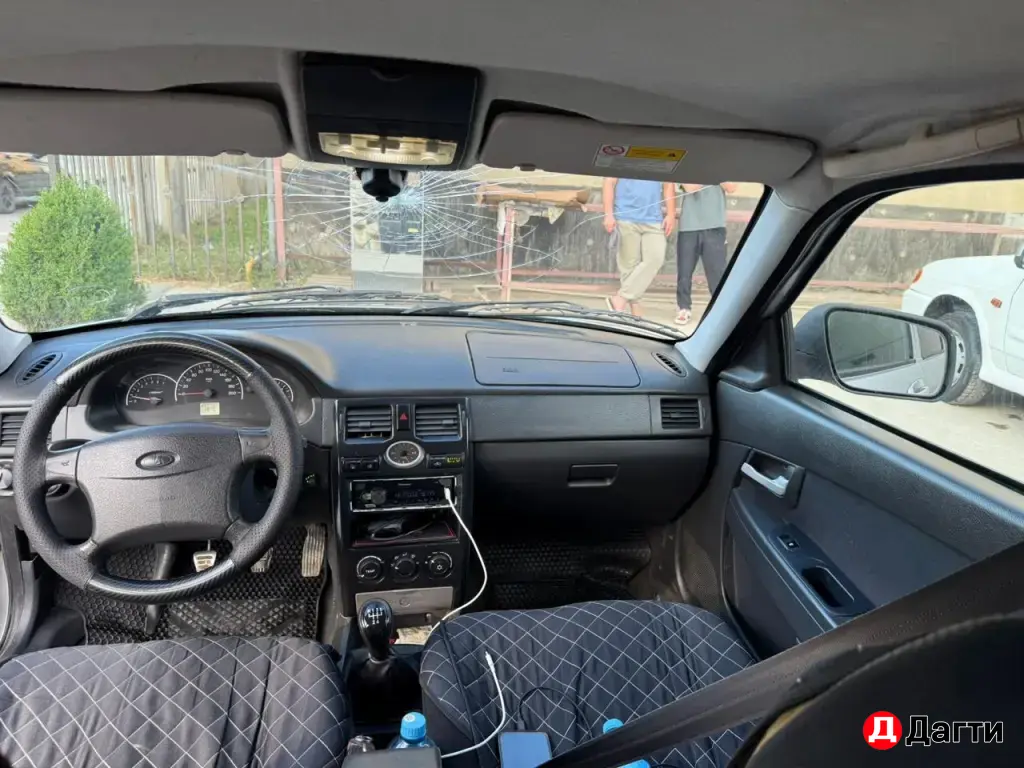 LADA (ВАЗ) Priora, 2012 года