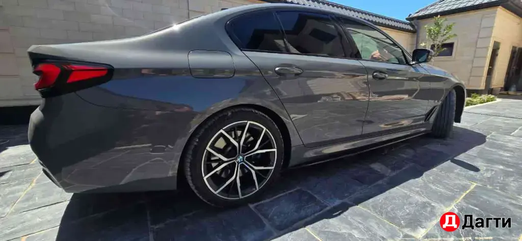 BMW 5 серии, 2021 года