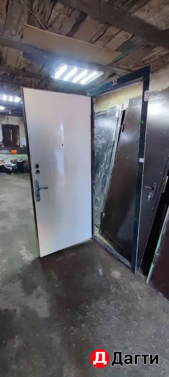 Дверь входная