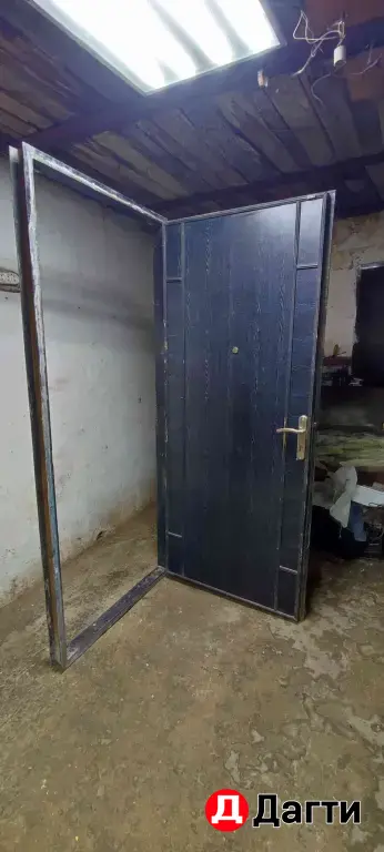 Дверь входная