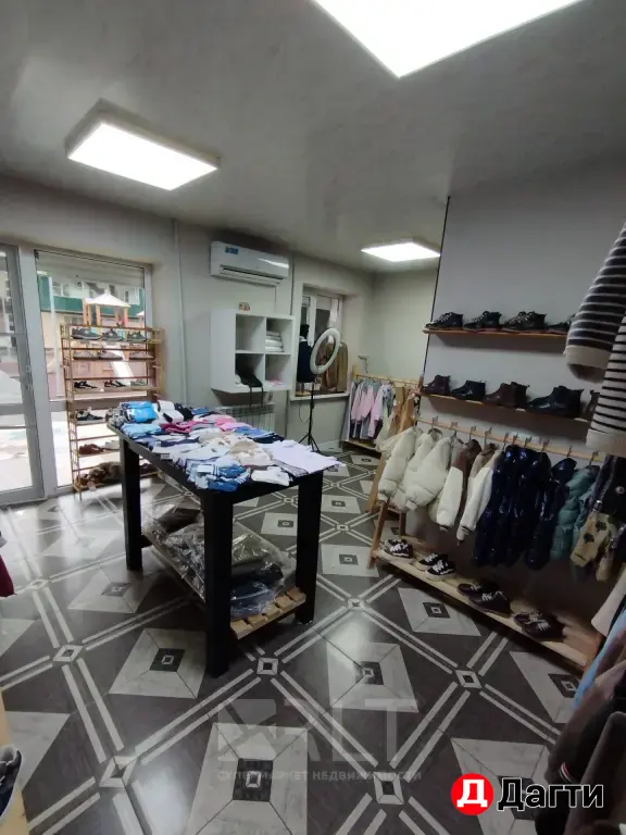 Сдается коммерческое помещение 50 м2в центре города по улице Аскерханова дом 12на 1 этаже трехэтажногодома