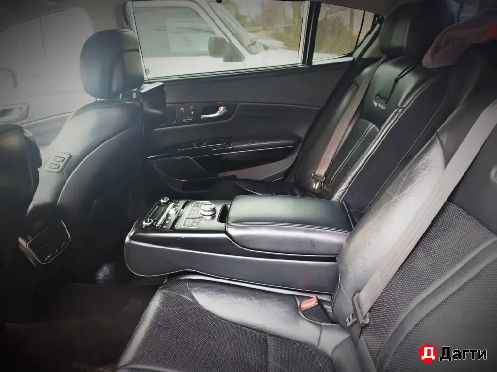 Kia Quoris, 2013 года