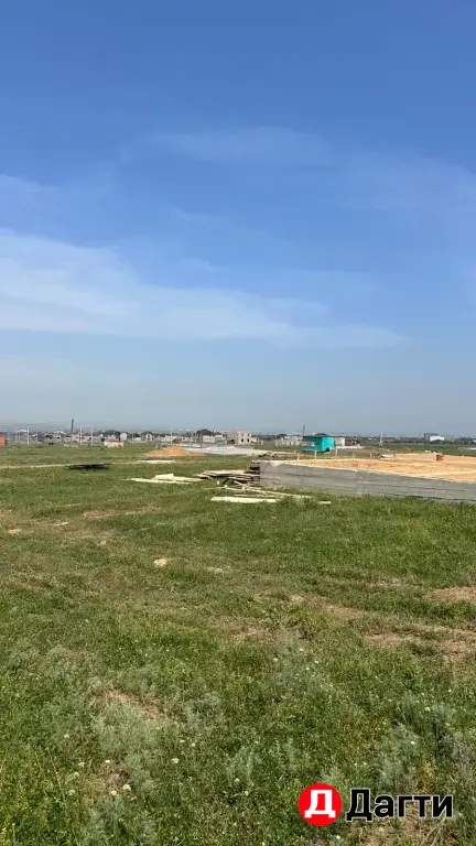 Продам участок в Ленинкенте с зеленкой ✅