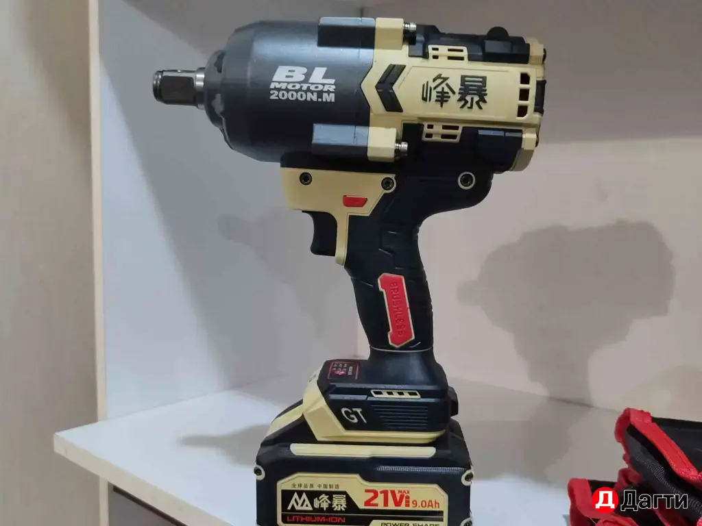 Аккумуляторный инструмент