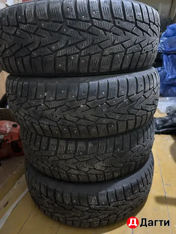 Резина зимняя 185/65R15